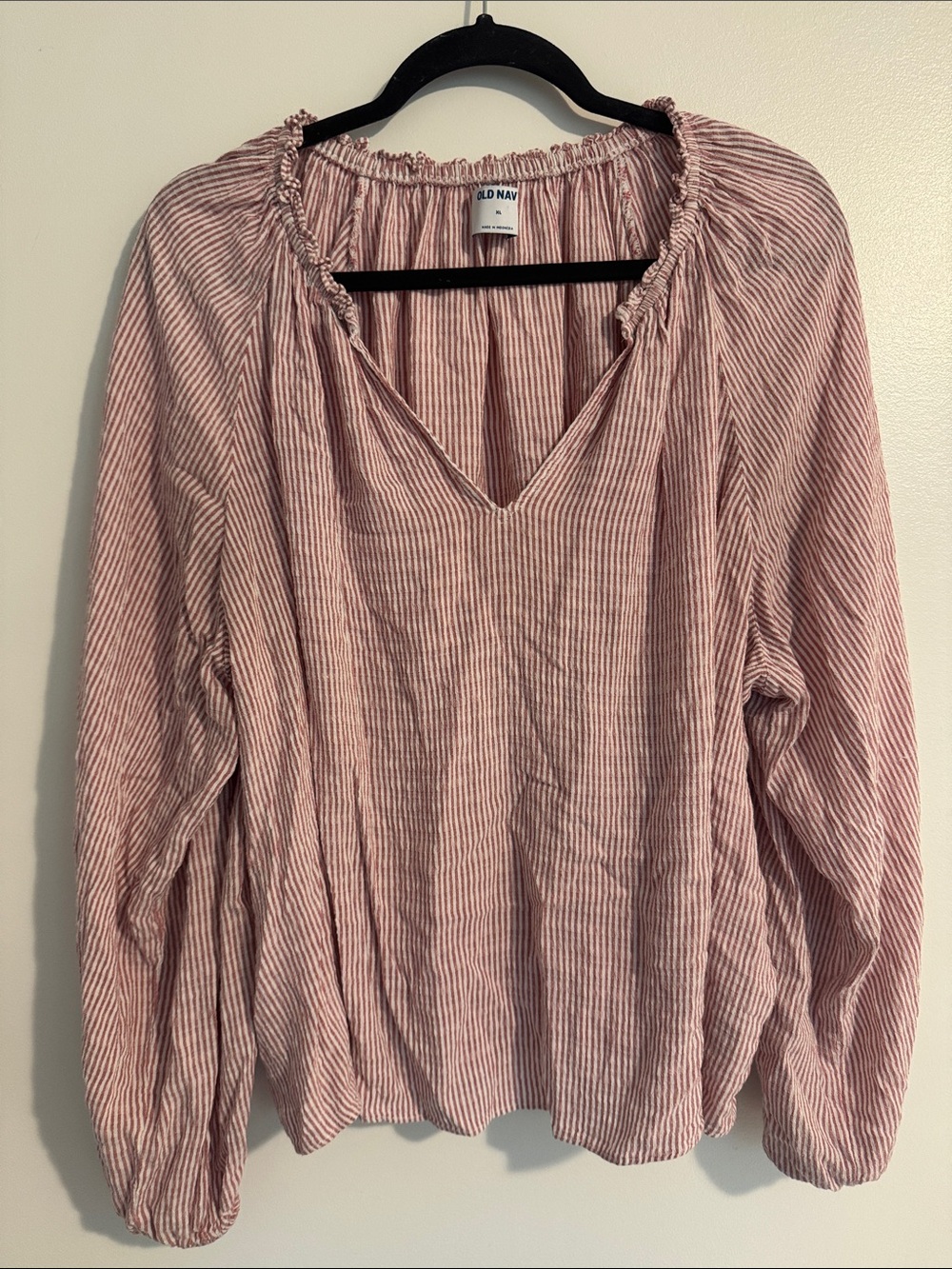 Old Navy Rose-Striped V-Neck Peasant Top